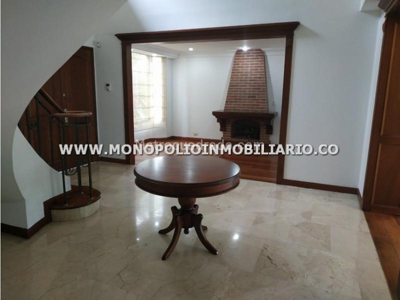 Casa Familiar de 3 Alcobas en Altos del Poblado (Sin Muebles) - 4