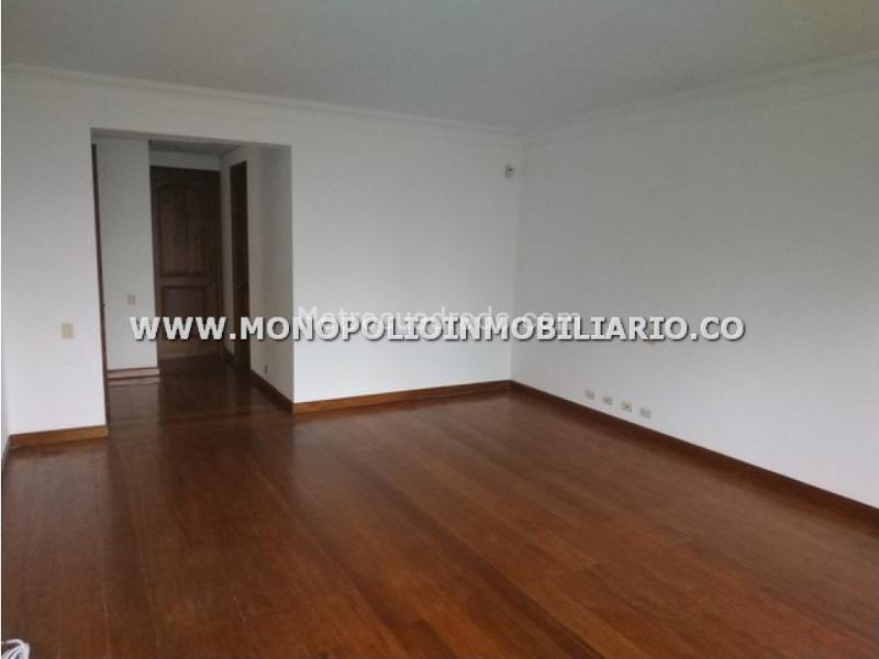 Casa Familiar de 3 Alcobas en Altos del Poblado (Sin Muebles) - 5