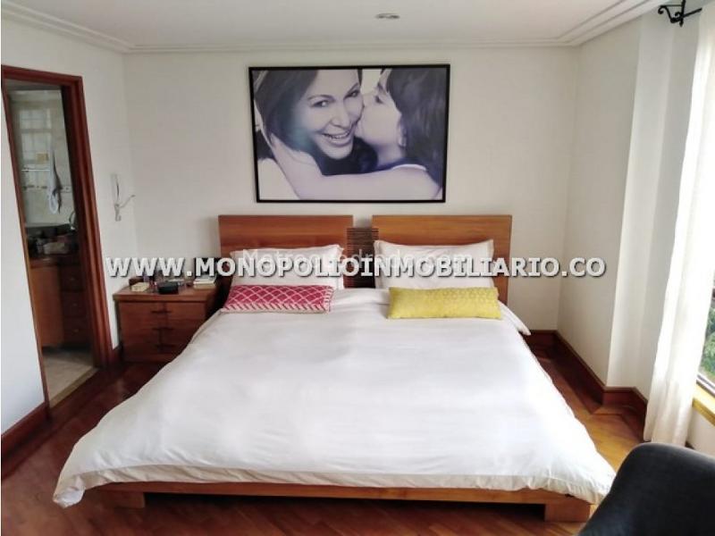 Luxurious 4BR Apartment in El Poblado - 2