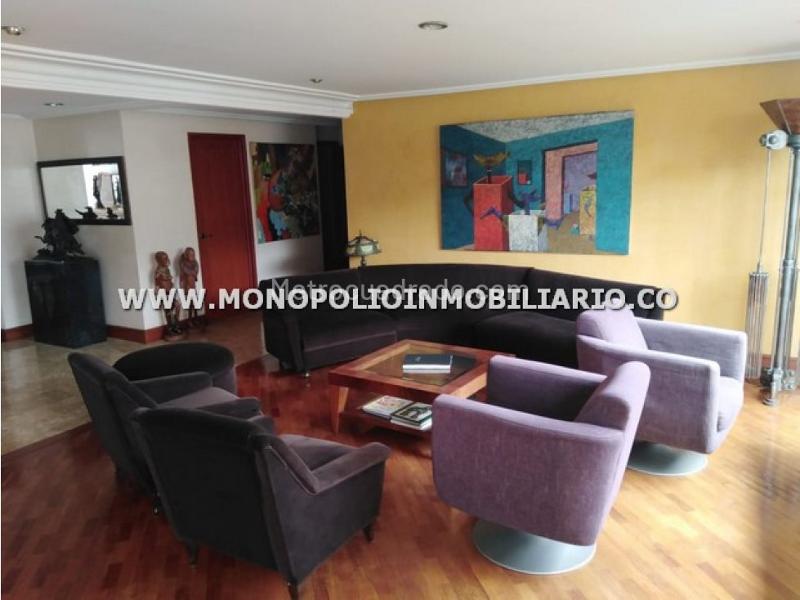 Luxurious 4BR Apartment in El Poblado - 6