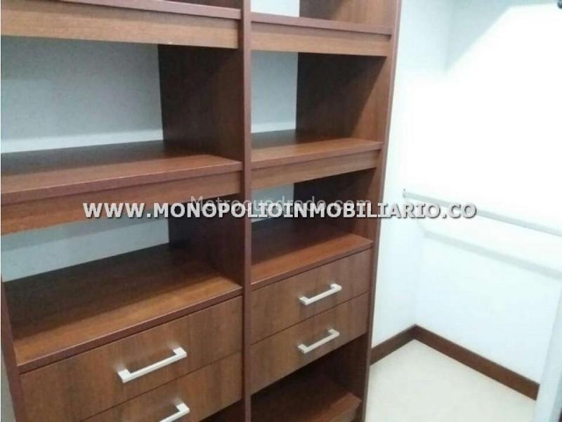 Apartamento Amoblado de 3 Alcobas en San Lucas, Medellín - 2