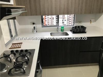 Apartamento de 3 alcobas en arriendo en Los Colores, Medellín, 70 m² · foto 17 de 20