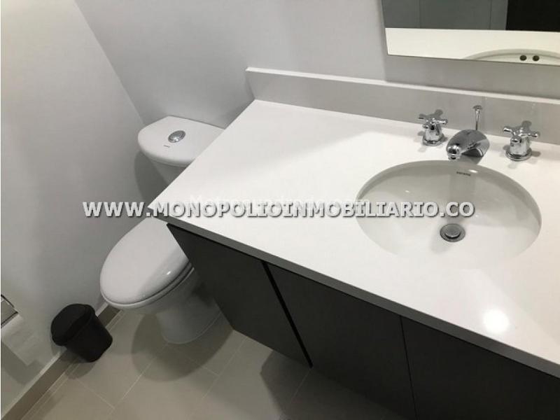 Apartamento Amoblado de 3 Alcobas en Los Colores - 9