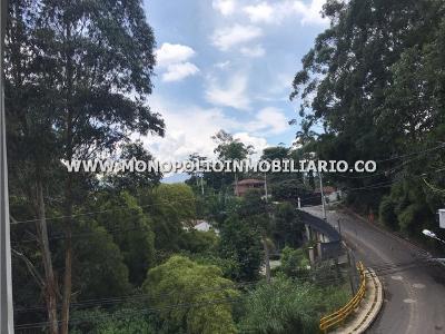 Casa de 3 alcobas en venta en Zuñiga, Envigado, 177 m² · foto 16 de 20