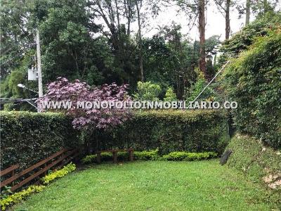 Casa de 3 alcobas en venta en Zuñiga, Envigado, 177 m² · foto 19 de 20