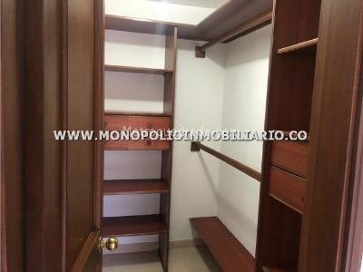 Casa de 3 alcobas en venta en El Tesoro, Medellín, 315 m² · foto 3 de 20