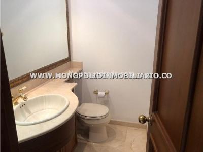 Casa de 3 alcobas en venta en El Tesoro, Medellín, 315 m² · foto 7 de 20