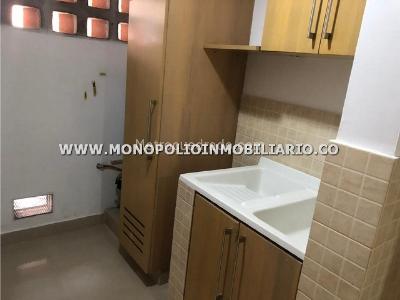 Casa de 3 alcobas en venta en El Tesoro, Medellín, 315 m² · foto 5 de 20