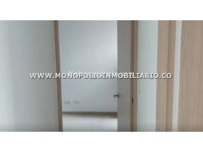Apartamento en venta en Loma Linda, Itagüí · foto 8 de 10