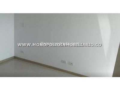 Apartamento en venta en Loma Linda, Itagüí · foto 2 de 10