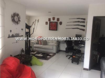 Casa de 4 alcobas en venta en Belen La Palma, Medellín, 182 m² · foto 12 de 13