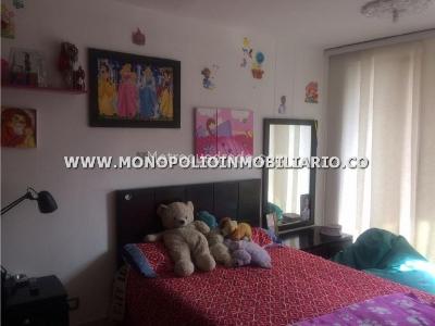 Casa de 4 alcobas en venta en Belen La Palma, Medellín, 182 m² · foto 13 de 13