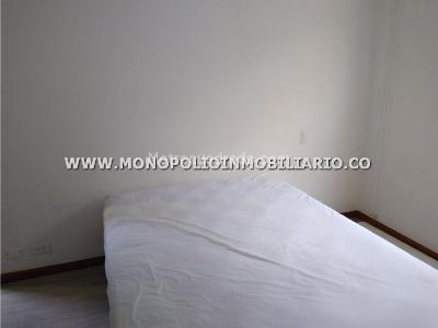 Apartamento en venta en Castropol, Medellín · foto 2 de 19