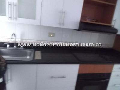 Apartamento en venta en Castropol, Medellín · foto 4 de 19