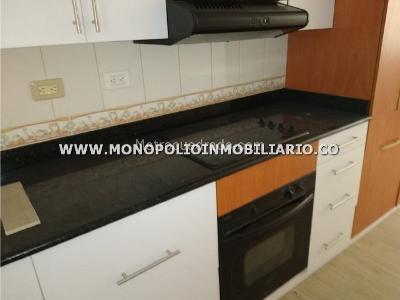 Apartamento en venta en Castropol, Medellín · foto 12 de 19