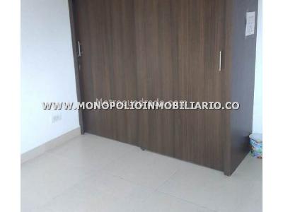 Apartamento de 3 alcobas en venta en La Doctora, Sabaneta, 68 m² · foto 2 de 9