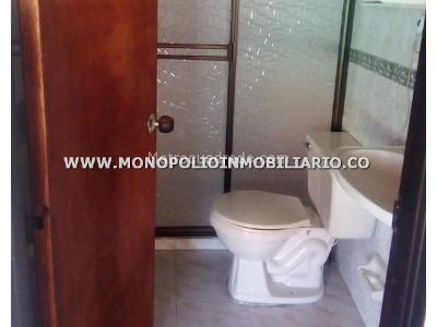 Casa de 5 alcobas en venta en Los Alpes, Medellín, 168 m² · foto 10 de 10