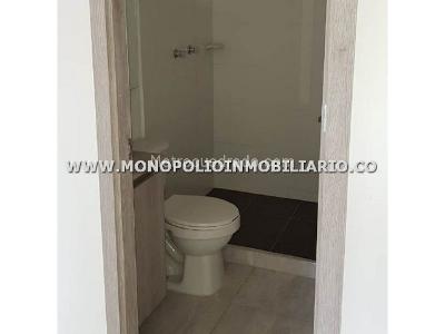 Apartamento de 3 alcobas en venta en Niquia, Bello, 92 m² · foto 2 de 20