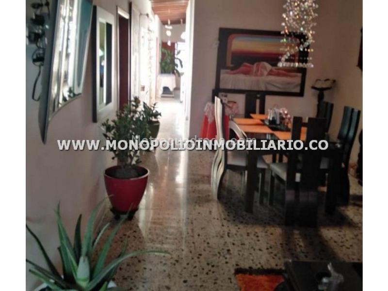 Spacious 3BR Apartment in Manila - 3