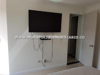 Apartamento de 2 alcobas en arriendo en Laureles, Medellín, 70 m² · foto 12 de 20