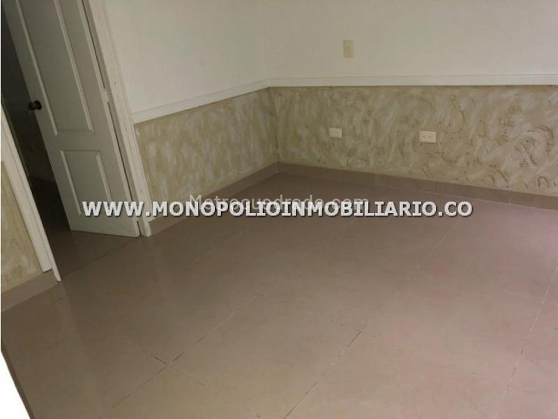 Beautiful 3BR House in Los Colores - 3