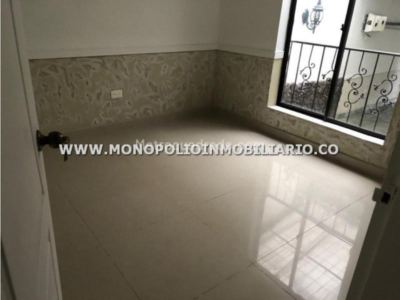 Beautiful 3BR House in Los Colores - 9