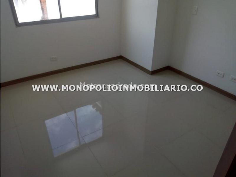 Splendid 2BR Apartment in La Castellana - 3