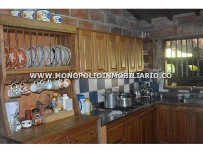 Casa de 4 alcobas en arriendo en Pantanillo, Envigado, 420 m² · foto 13 de 17