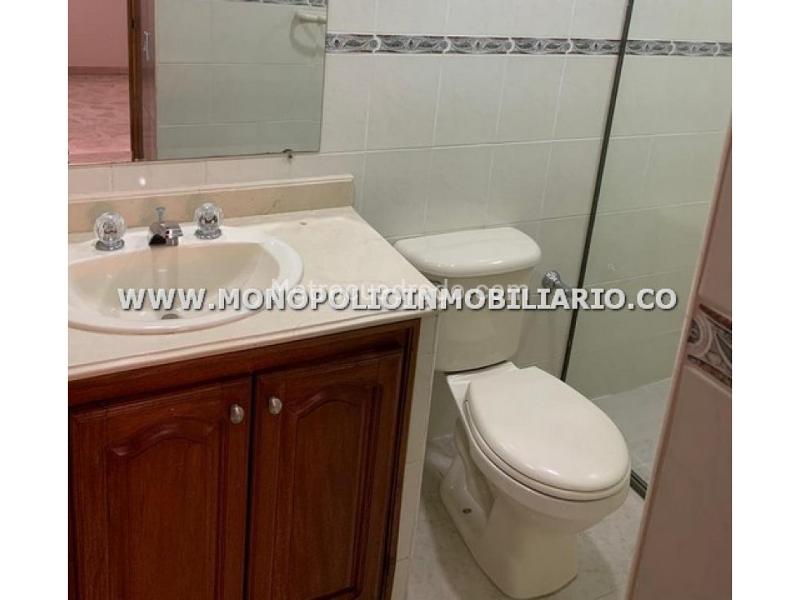 Apartamento Excepcional de 2 Alcobas en Laureles - 4