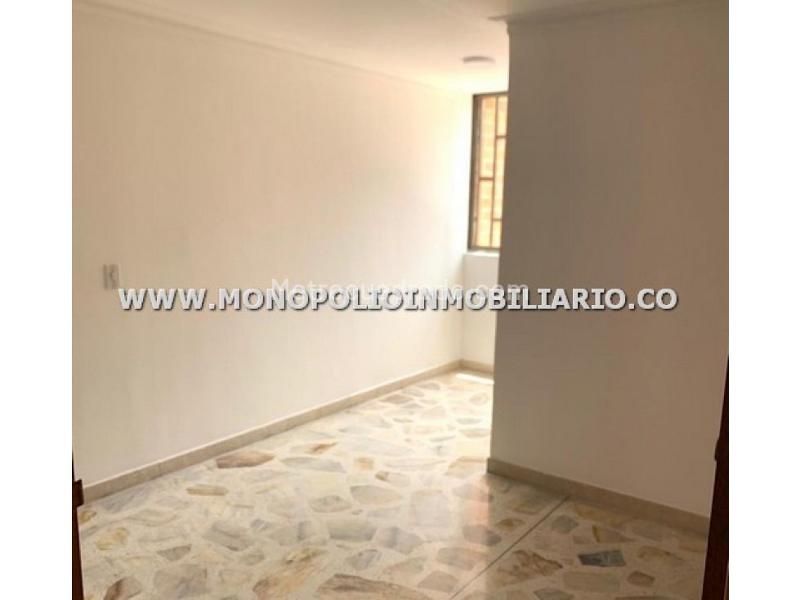 Apartamento Excepcional de 2 Alcobas en Laureles - 5