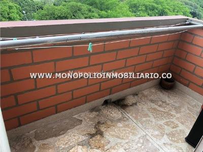 Apartamento de 4 alcobas en venta en San Bernardo, Medellín, 89 m² · foto 7 de 17