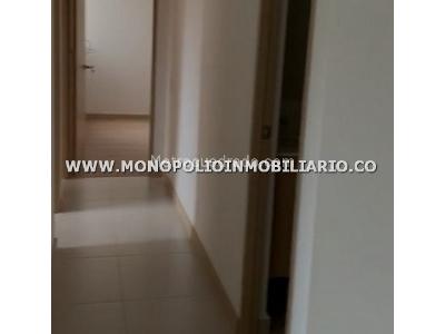 Apartamento de 3 alcobas en venta en San Jose, Sabaneta, 68 m² · foto 4 de 12