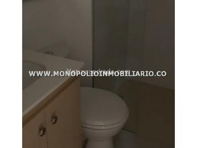 Apartamento de 3 alcobas en venta en San Jose, Sabaneta, 68 m² · foto 8 de 12