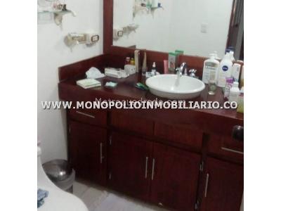 Casa de 4 alcobas en venta en La Florida, Medellín, 326 m² · foto 7 de 20