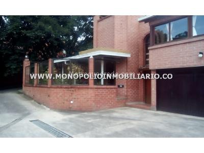 Casa de 4 alcobas en venta en La Florida, Medellín, 326 m² · foto 8 de 20