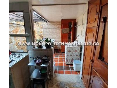 Casa de 5 alcobas en venta en Santa Monica, Medellín, 238 m² · foto 10 de 16