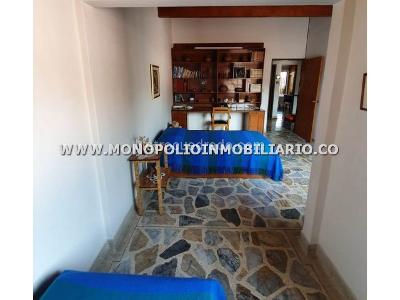 Casa de 5 alcobas en venta en Santa Monica, Medellín, 238 m² · foto 9 de 16