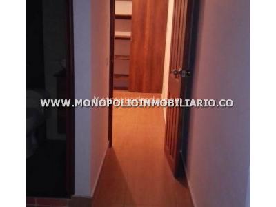 Apartamento en venta en San Bernardo, Medellín · foto 2 de 19