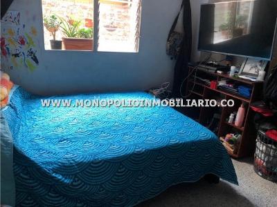 Casa de 4 alcobas en venta en San Javier, Medellín, 170 m² · foto 4 de 13