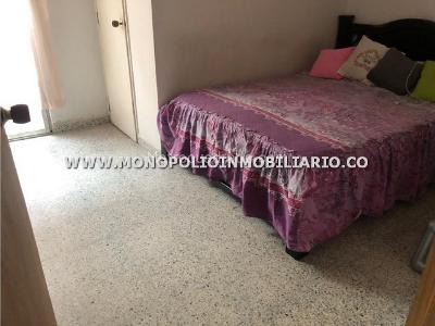 Casa de 4 alcobas en venta en San Javier, Medellín, 170 m² · foto 7 de 13
