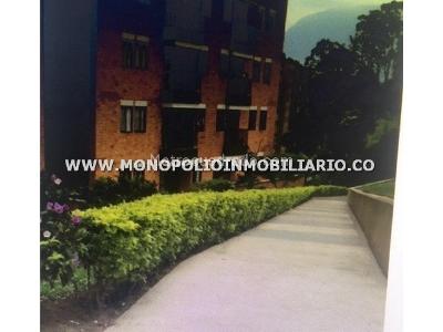 Apartamento en venta en Rodeo Alto, Medellín · foto 2 de 15