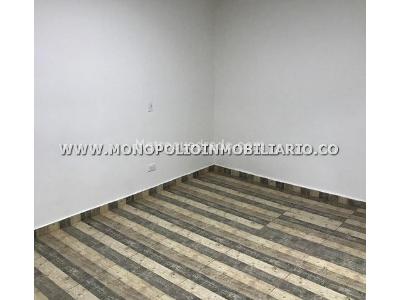 Apartamento de 4 alcobas en venta en Cabañitas, Bello, 105 m² · foto 2 de 13