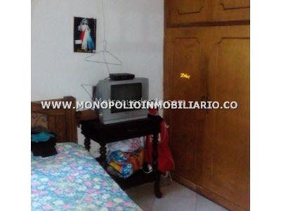 Casa de 5 alcobas en venta en El Salvador, Medellín, 176 m² · foto 15 de 20