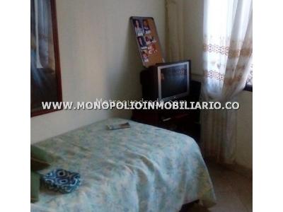 Casa de 5 alcobas en venta en El Salvador, Medellín, 176 m² · foto 16 de 20