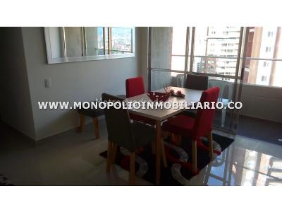Apartamento de 3 alcobas en venta en Los Colores, Medellín, 75 m² · foto 3 de 12