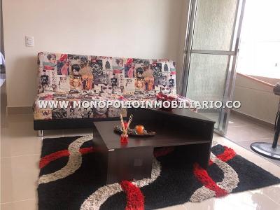 Apartamento de 3 alcobas en venta en Los Colores, Medellín, 75 m² · foto 6 de 12