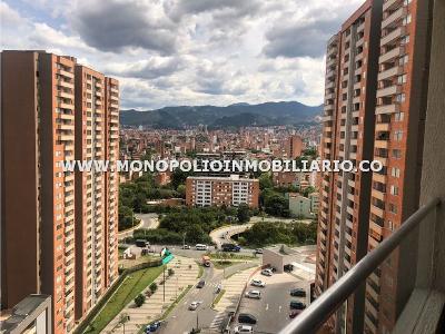 Apartamento de 3 alcobas en venta en Los Colores, Medellín, 75 m² · foto 7 de 12