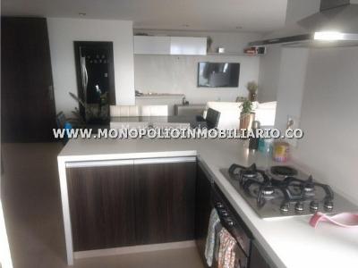 Apartamento de 3 alcobas en venta en Loma De Las Brujas, Envigado, 107 m² · foto 8 de 12