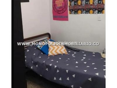 Casa de 3 alcobas en venta en La Milagrosa, Medellín, 100 m² · foto 5 de 12