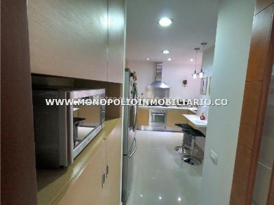 Apartamento de 3 alcobas en arriendo en San Fernando Plaza, Medellín, 186 m² · foto 13 de 15